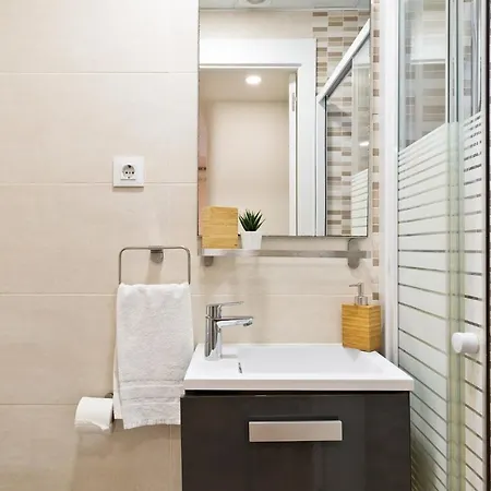 Wow Apartments By Olala Homes L'Hospitalet de Llobregat Exterior photo